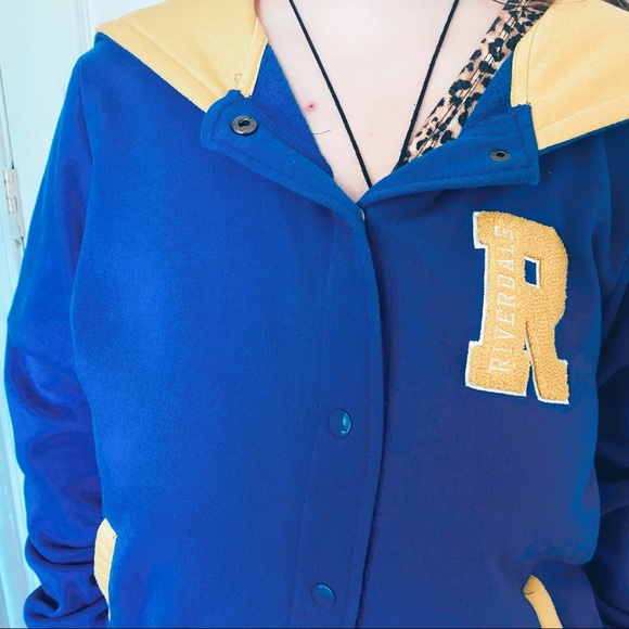 RIVERDALE varsity cheer jacket. - Picture 3 of 5